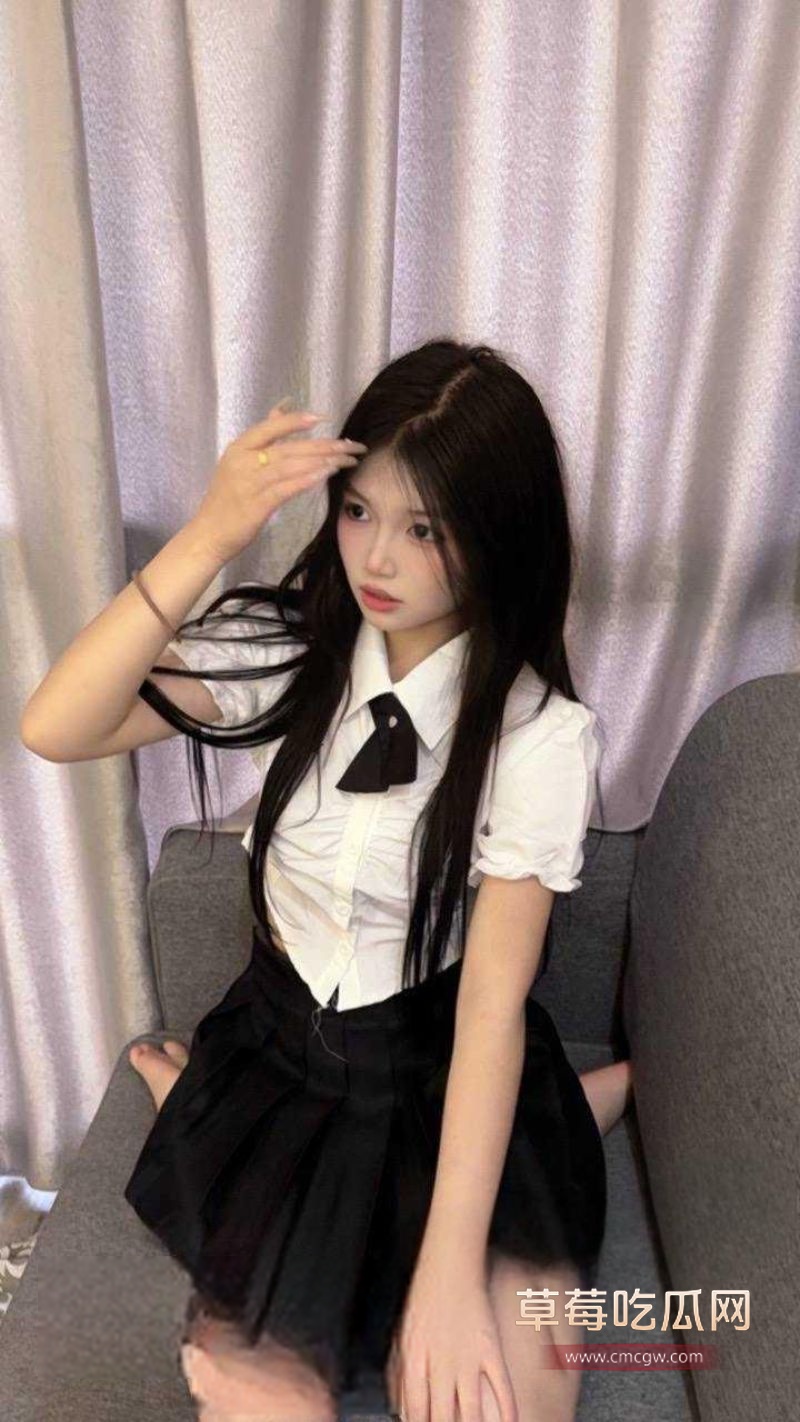 清纯学妹被当战绩炫耀1.jpg 清纯学妹被当战绩炫耀1.jpg