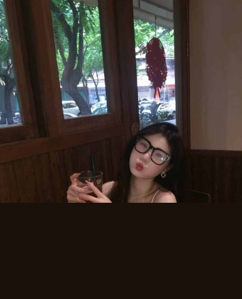 美女网上聊骚被男友曝光2.jpg 美女网上聊骚被男友曝光2.jpg
