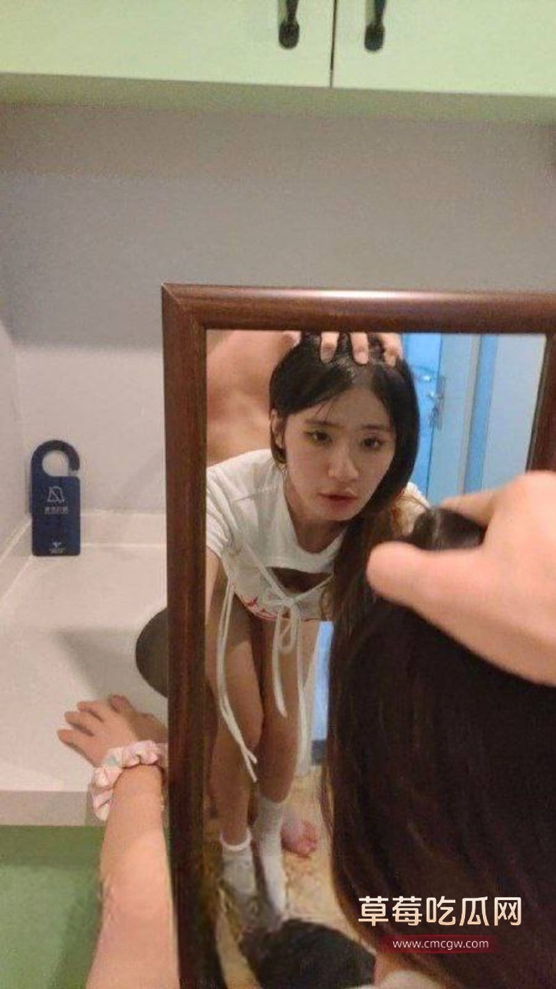 清甜女神被包养视频流出6.jpg 清甜女神被包养视频流出6.jpg