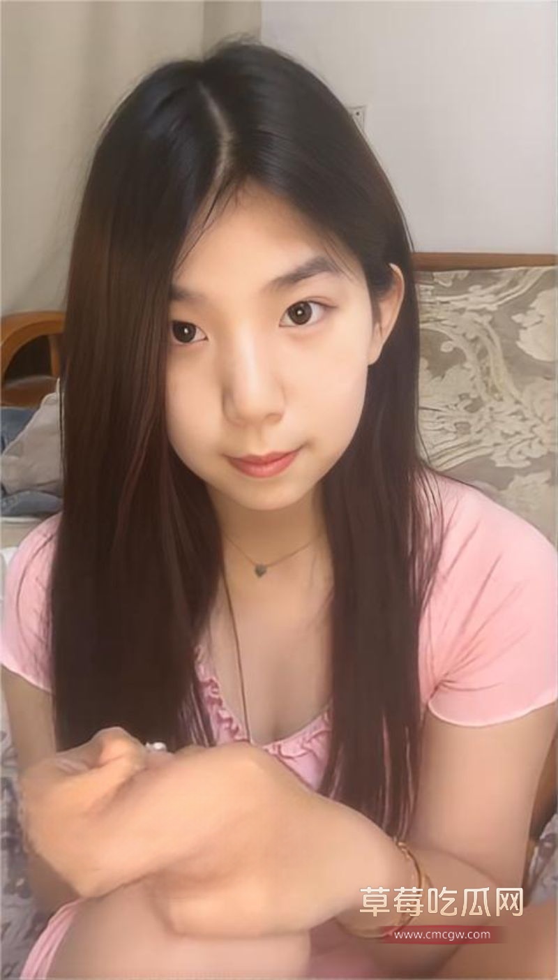 大学生在金主屌下考母狗证2.jpg 大学生在金主屌下考母狗证2.jpg