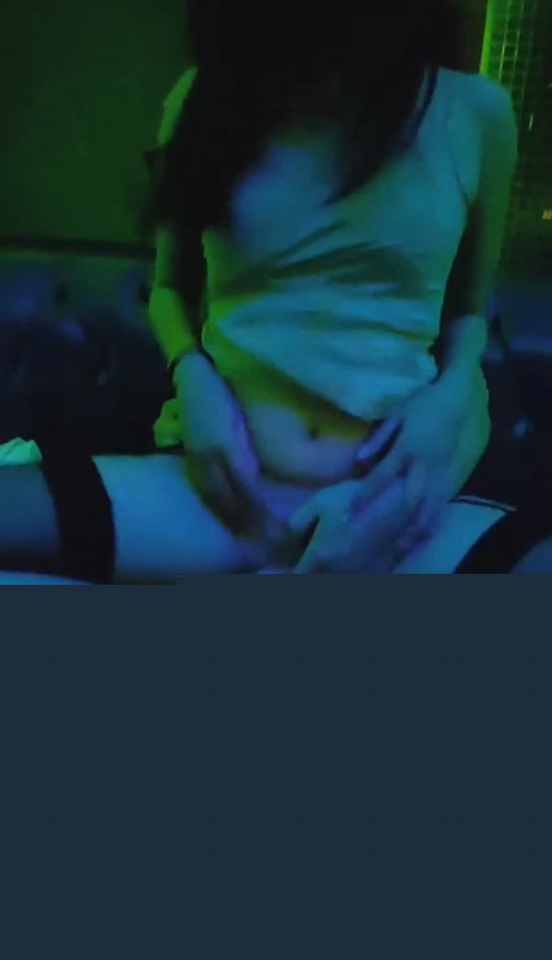 丈夫为了签合同把老婆送给客户2.jpg 丈夫为了签合同把老婆送给客户2.jpg