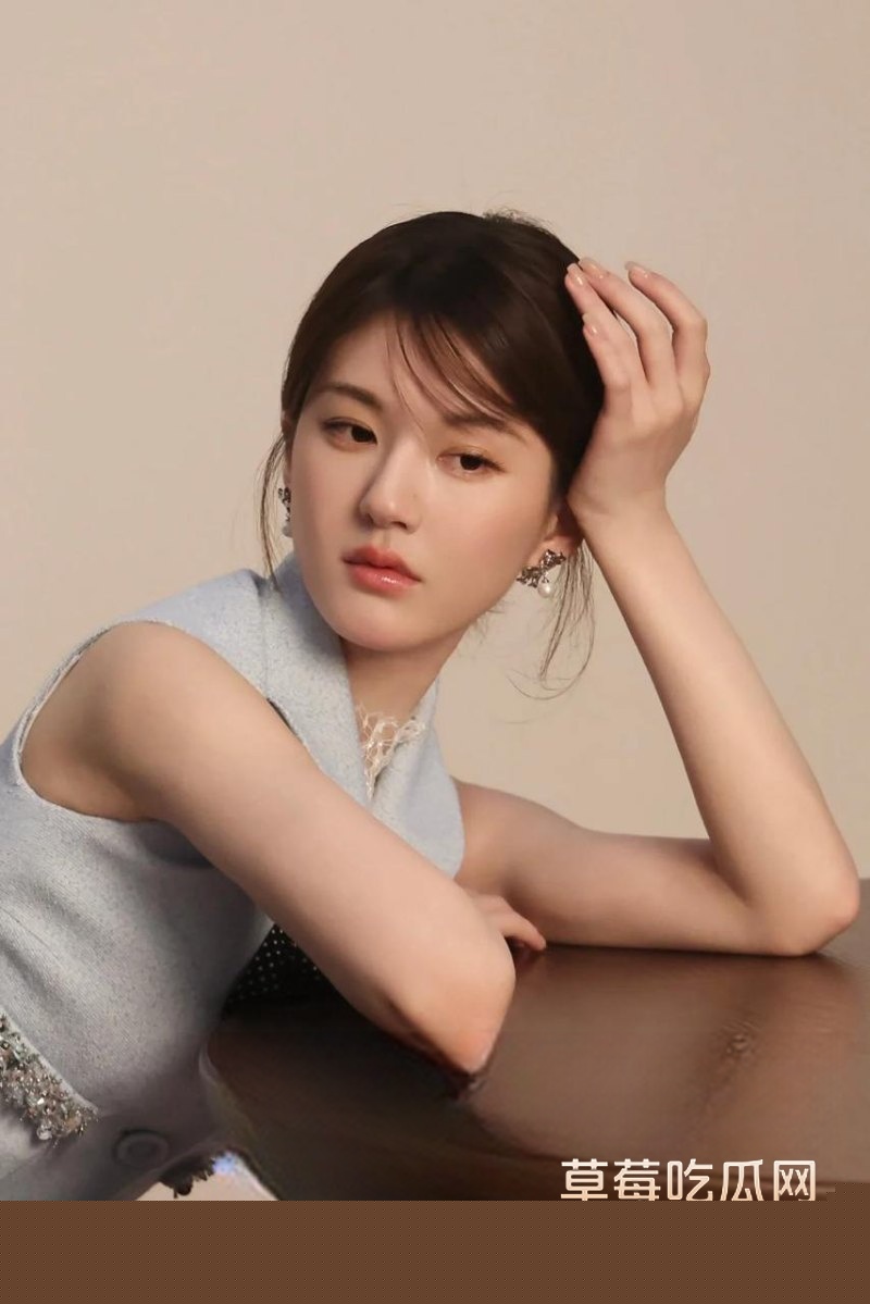 赵露思5.jpg 赵露思5.jpg