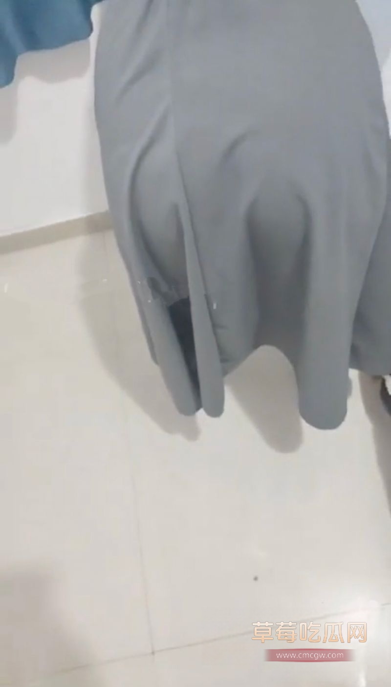 小妈用肉体劝说父子两和好7.jpg 小妈用肉体劝说父子两和好7.jpg