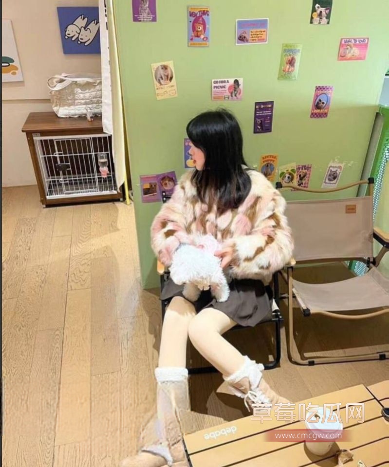 毕业生当老师却到处约炮4.jpg 毕业生当老师却到处约炮4.jpg