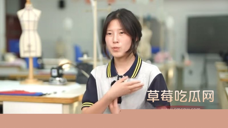 姜萍旧照1.jpg 姜萍旧照1.jpg