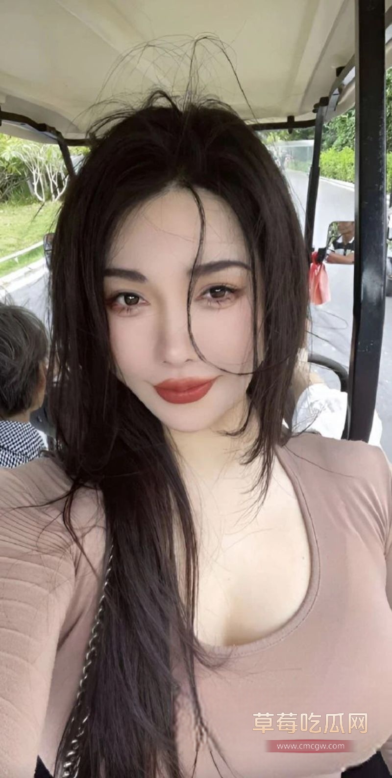 反差女神私拍泄密5.jpg 反差女神私拍泄密5.jpg