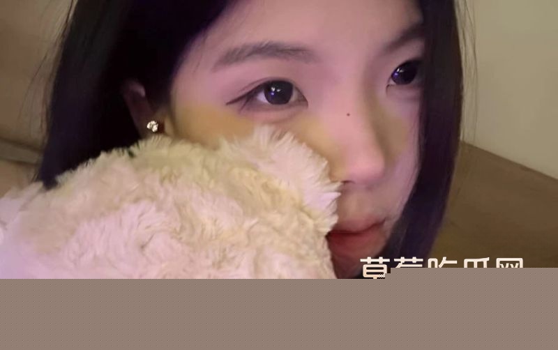 反差美女卖淫装富二代3.jpg 反差美女卖淫装富二代3.jpg