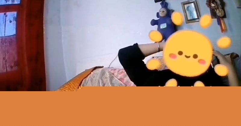 趁妈妈在和姥爷打电话操她1.jpg 趁妈妈在和姥爷打电话操她1.jpg