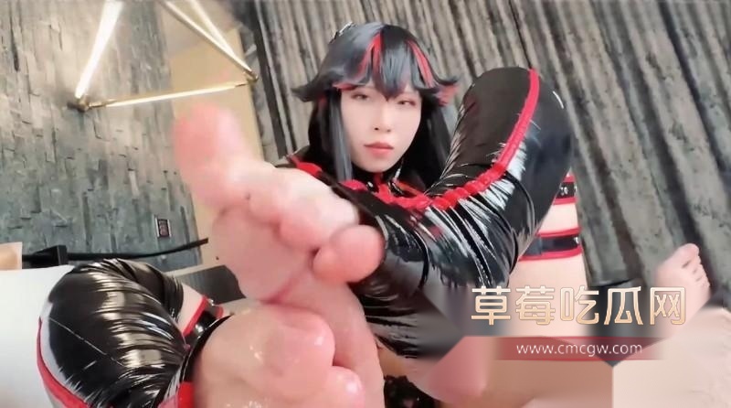 极品Coser御姐3.jpg 极品Coser御姐3.jpg