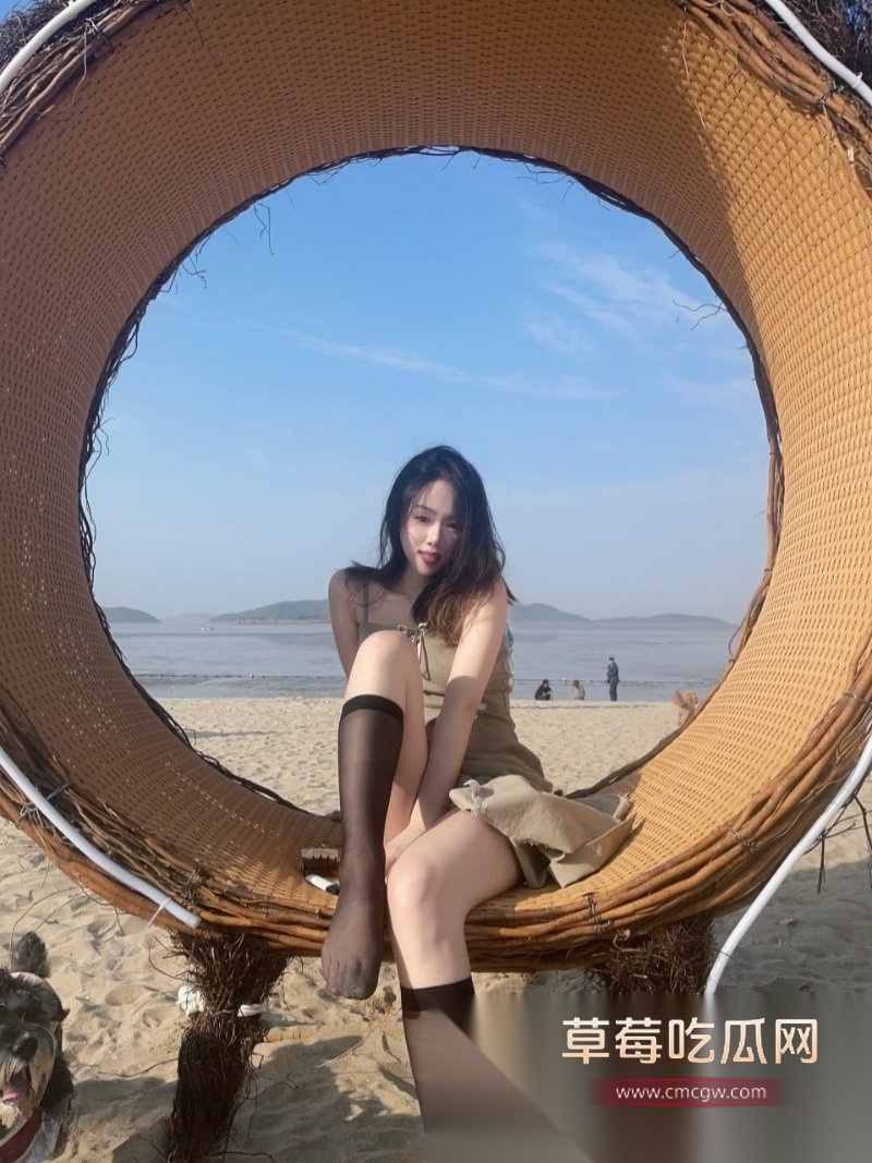 女辅导员1.jpg 女辅导员1.jpg