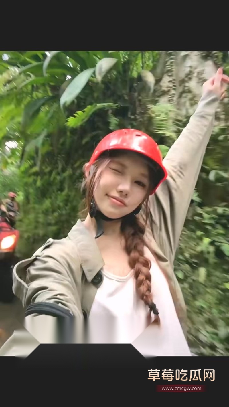 李璐璐6.jpg 李璐璐6.jpg