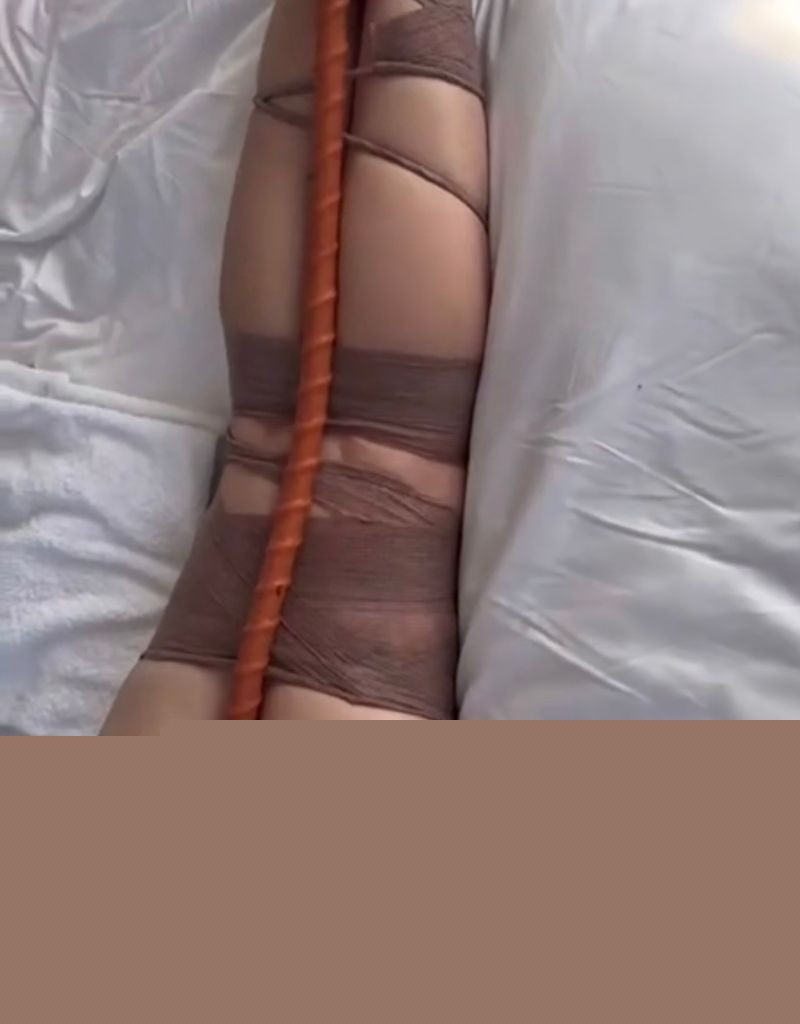 抖音美女被金主SM性虐9.jpg 抖音美女被金主SM性虐9.jpg