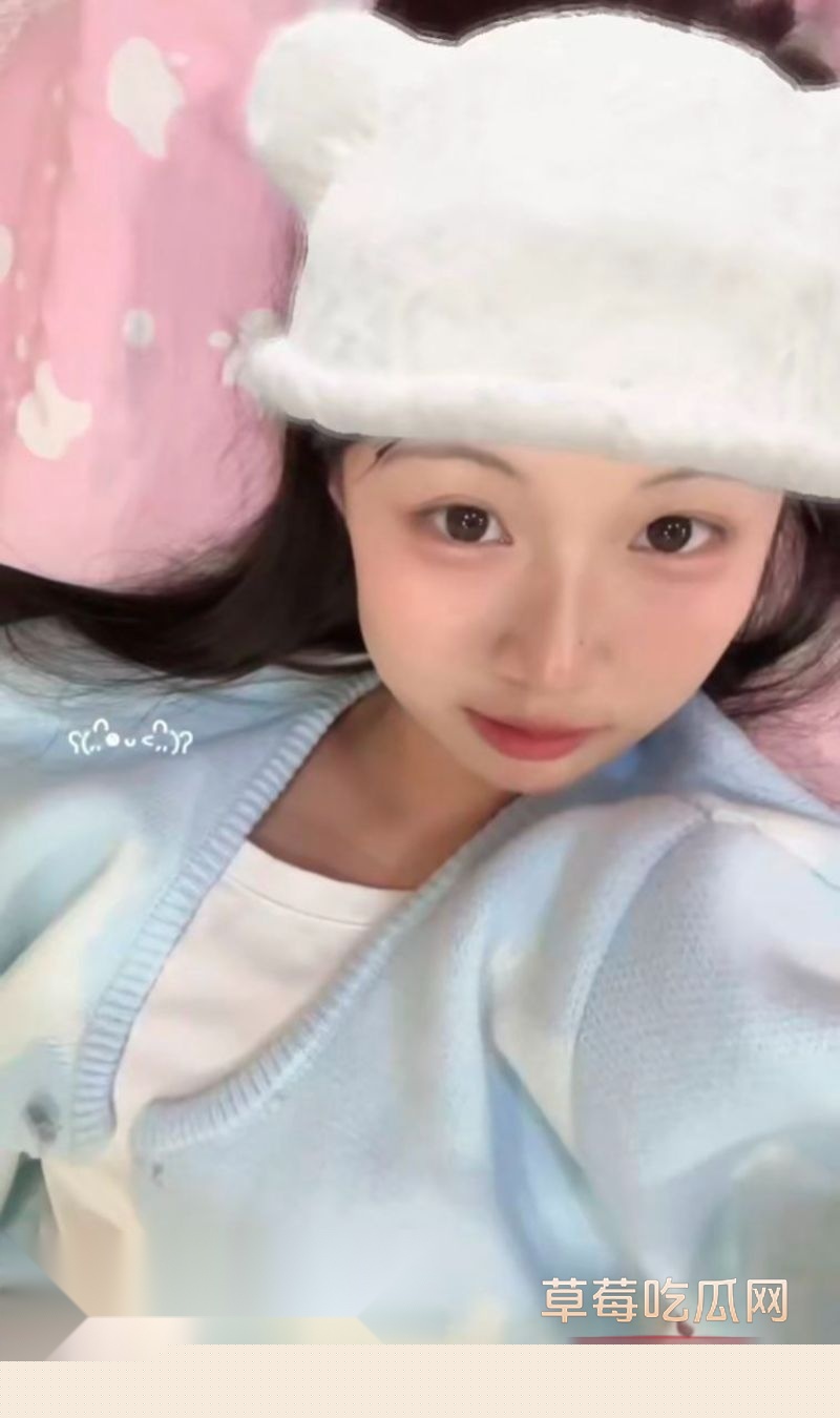 清纯女大学生被调教成黑逼母狗2.jpg 清纯女大学生被调教成黑逼母狗2.jpg