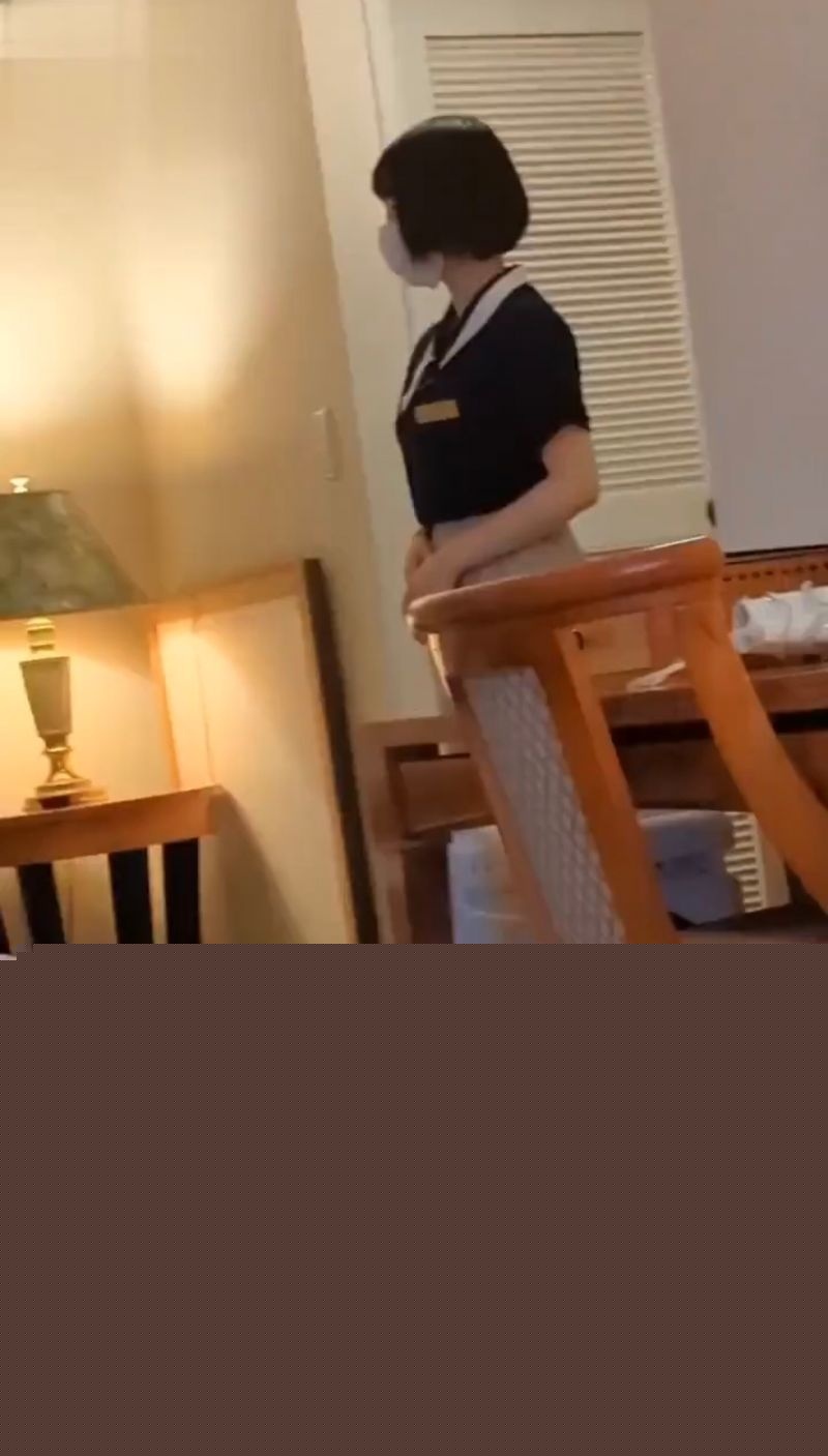 服务员遭三名大汉轮奸1.jpg 服务员遭三名大汉轮奸1.jpg