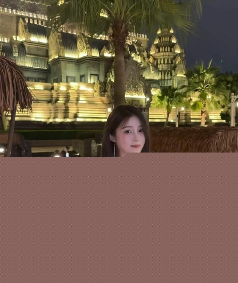 女学生装有钱被识破8.jpg 女学生装有钱被识破8.jpg