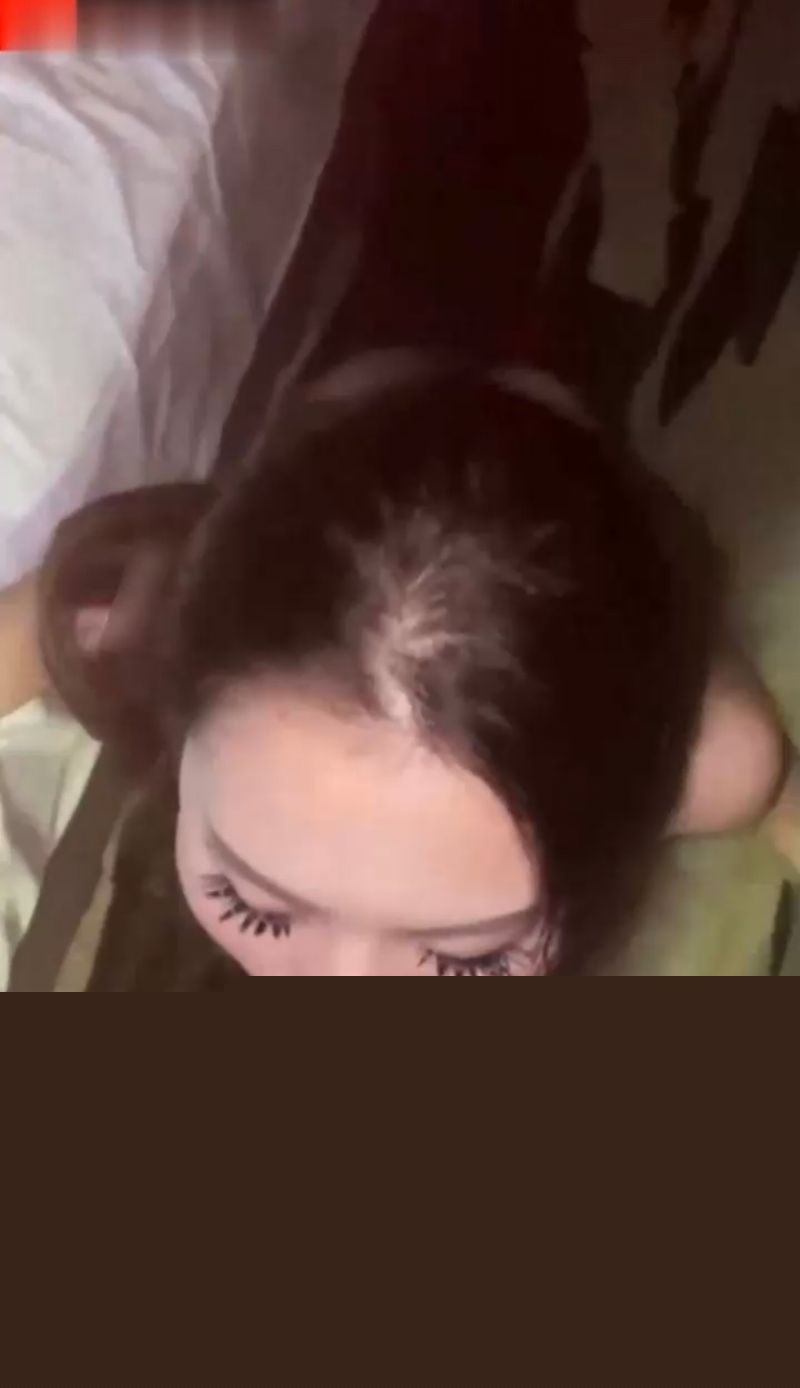 教师节爆操清纯女老师1.jpg 教师节爆操清纯女老师1.jpg