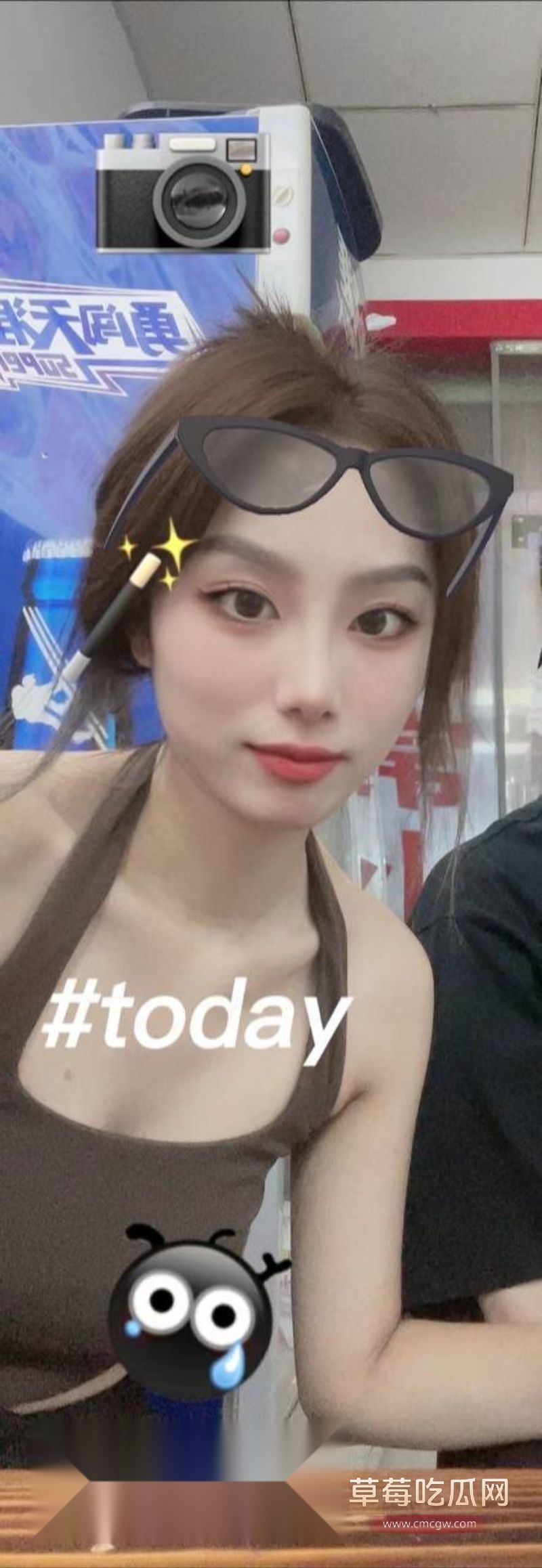 女大学生被各种打桩机爆操1.jpg 女大学生被各种打桩机爆操1.jpg