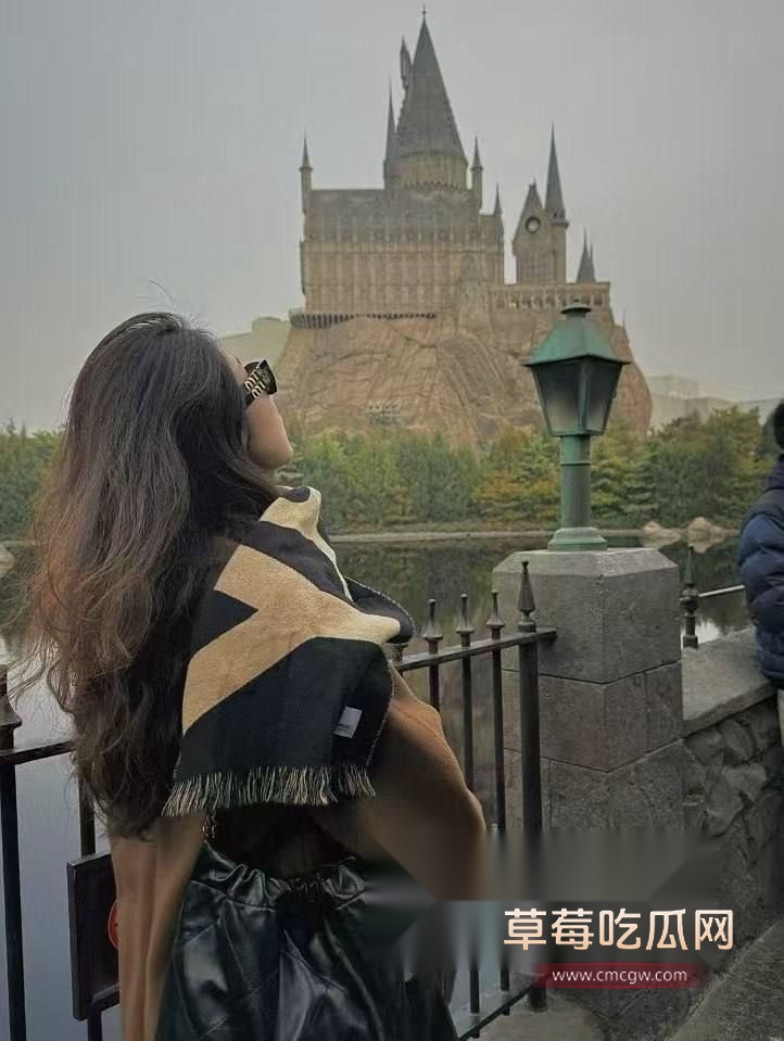 讲师张晓5.jpg 讲师张晓5.jpg