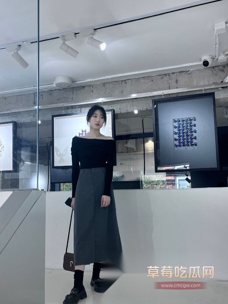 被金主包养之后飘了2.jpg 被金主包养之后飘了2.jpg