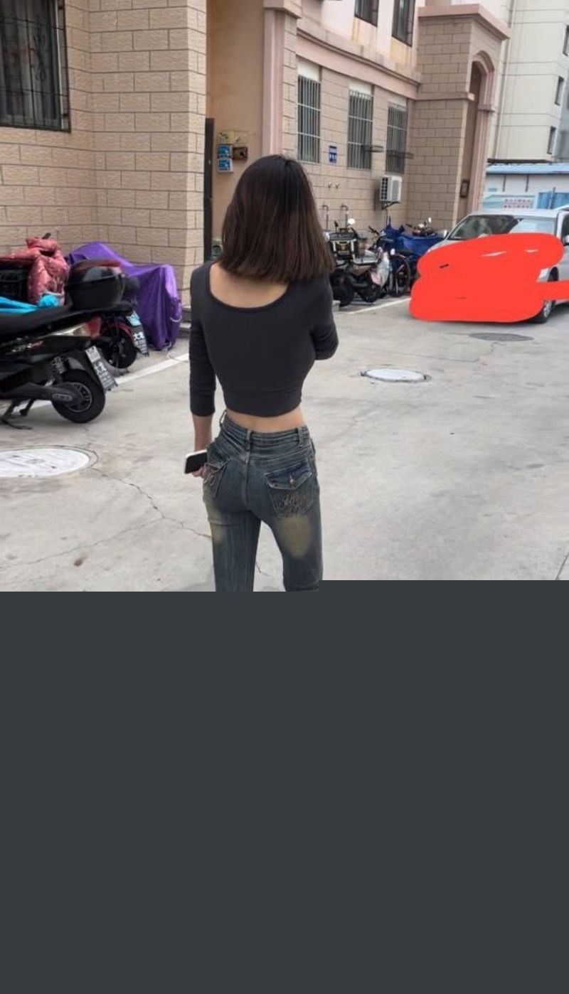 被金主包养之后飘了3.jpg 被金主包养之后飘了3.jpg