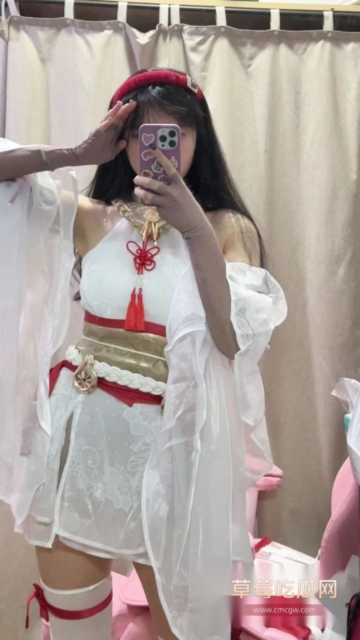 大学生反差婊张媛10.jpg 大学生反差婊张媛10.jpg