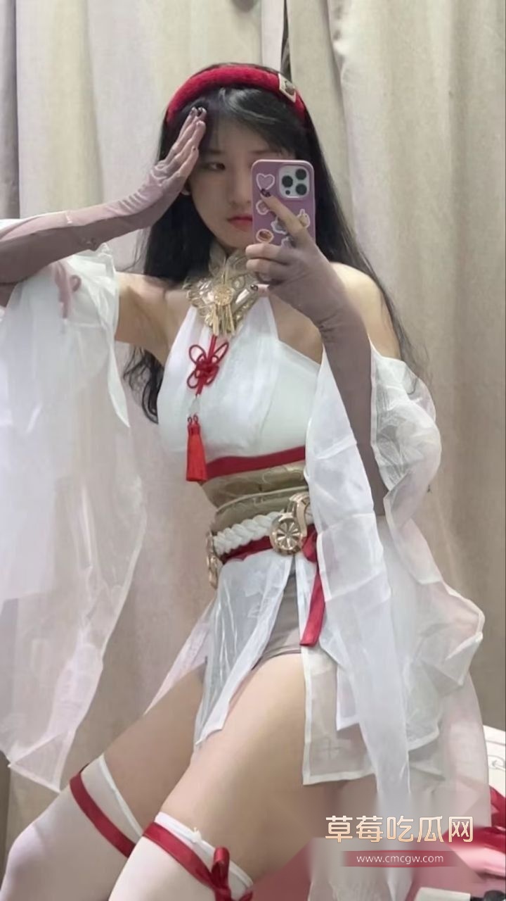 大学生反差婊张媛11.jpg 大学生反差婊张媛11.jpg