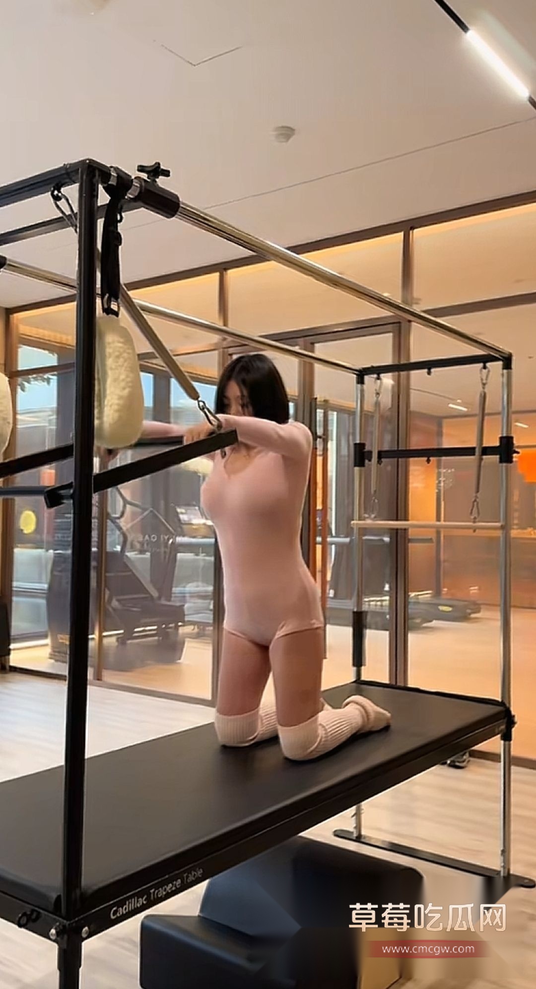 大网红以肉欲给大家拜年3.jpg 大网红以肉欲给大家拜年3.jpg