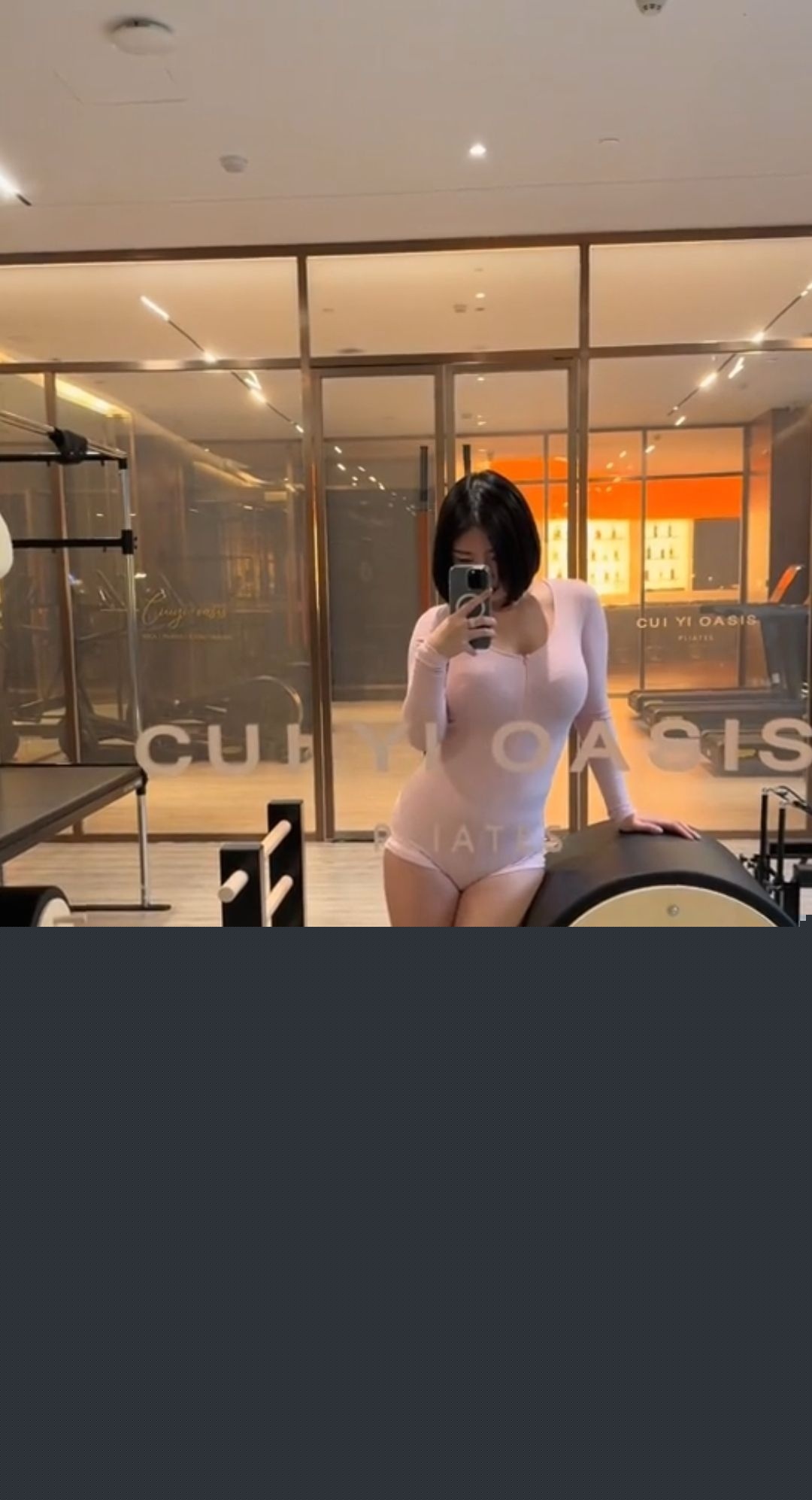 大网红以肉欲给大家拜年4.jpg 大网红以肉欲给大家拜年4.jpg