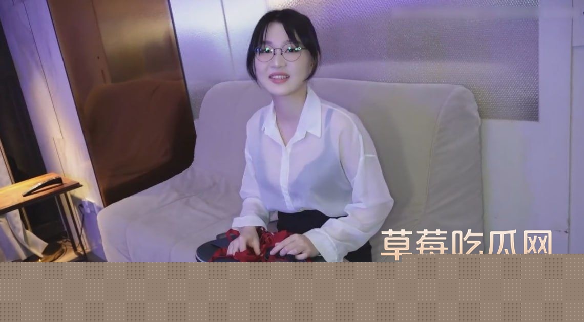 美女销售乔安娜1.jpg