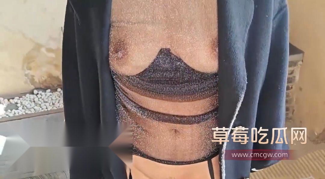 善良的小嫂子1.jpg 善良的小嫂子1.jpg