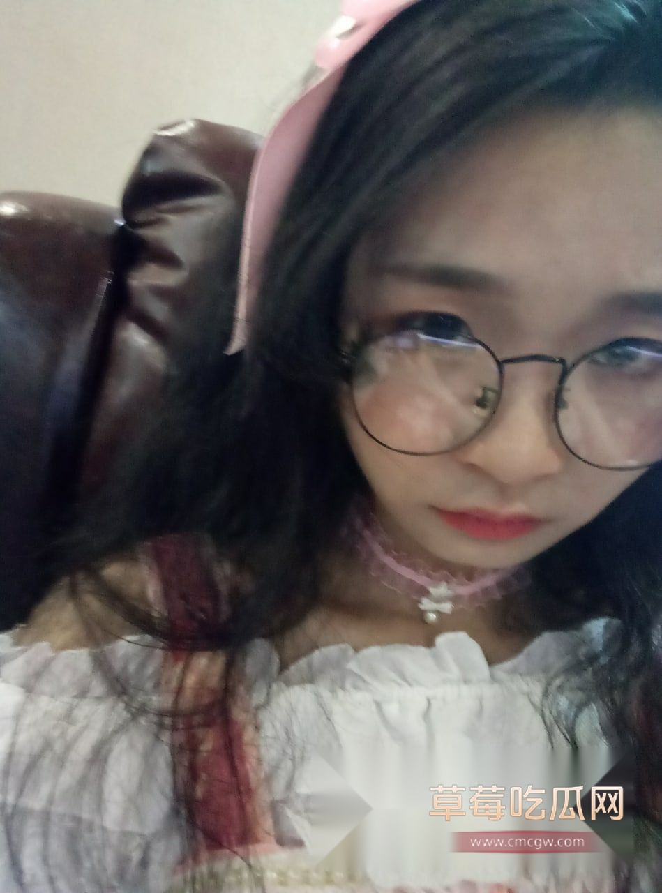 口爆艺术生1.jpg 口爆艺术生1.jpg