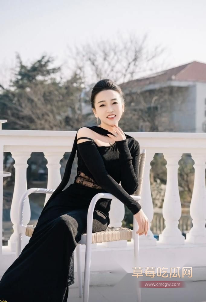 保时捷销冠牟倩文20.jpg 保时捷销冠牟倩文20.jpg