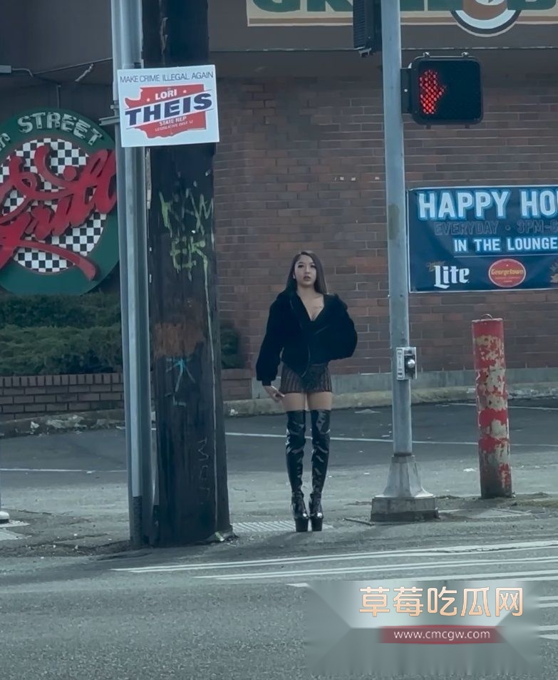 中美对账站街女2.jpg 中美对账站街女2.jpg