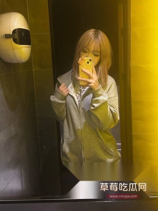 拍卖初夜4.jpg 拍卖初夜4.jpg