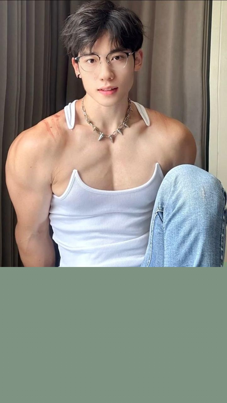 屋里超哥5.jpg 屋里超哥5.jpg