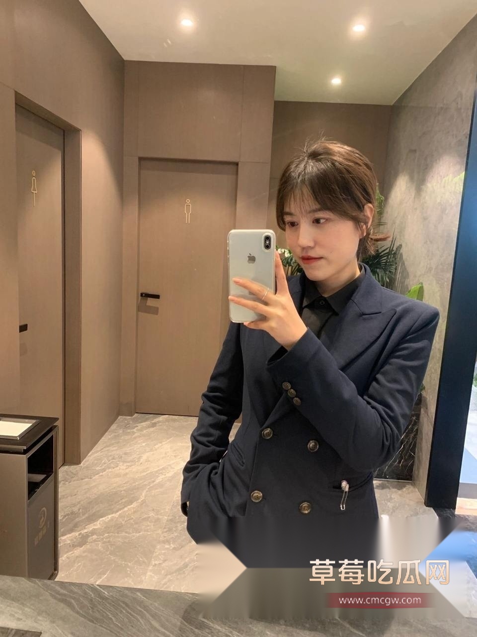 生活照10.jpg 生活照10.jpg