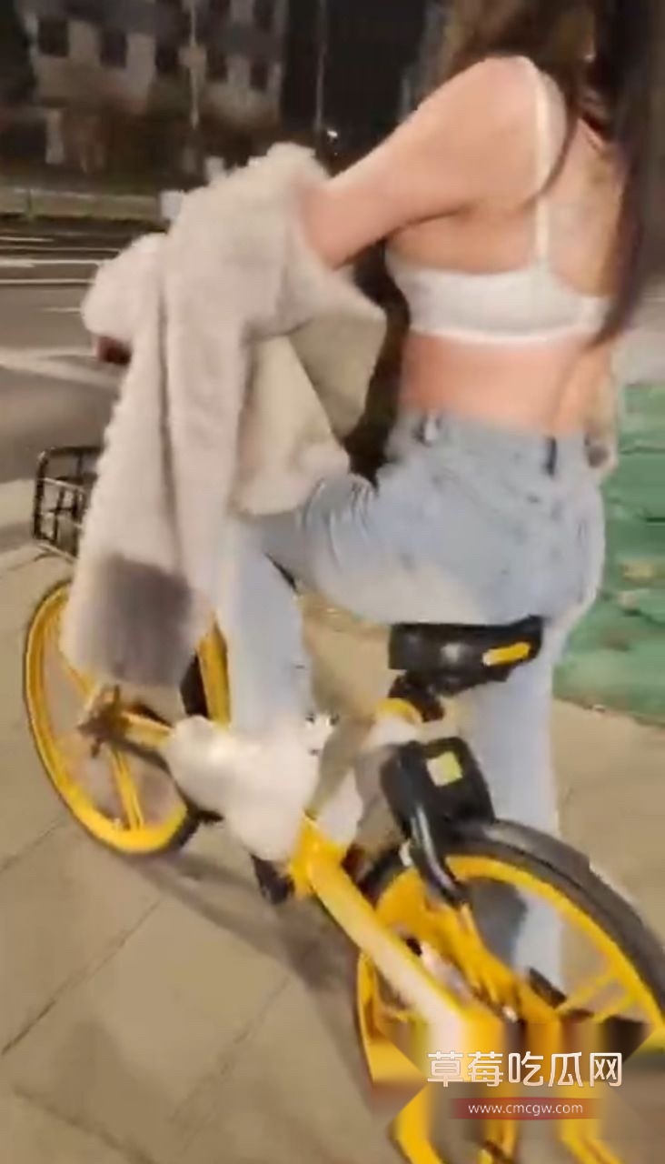 夜路搭讪1.jpg 夜路搭讪1.jpg