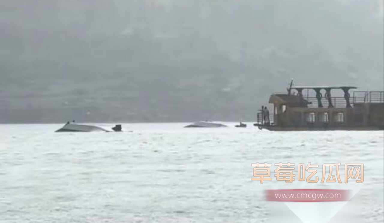 贵州黔西游船侧翻6.jpg 贵州黔西游船侧翻6.jpg