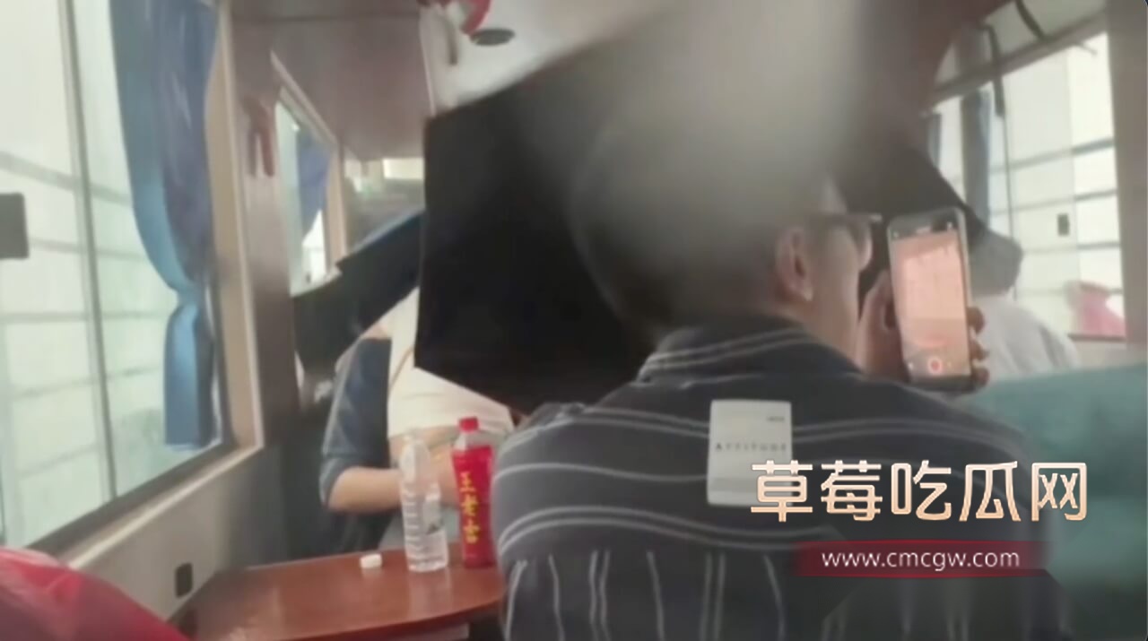 贵州黔西游船侧翻3.jpg 贵州黔西游船侧翻3.jpg