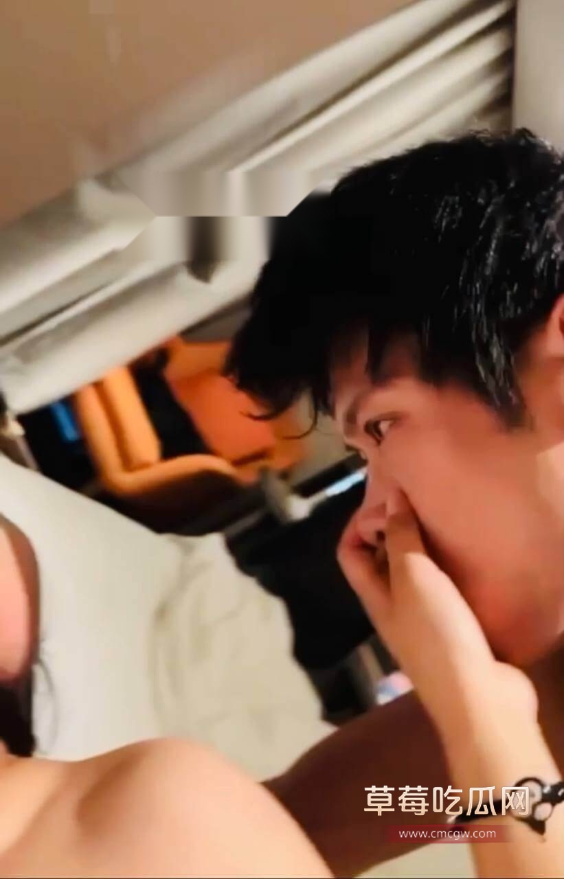 百万女网红凛子同学手撕渣男30.jpg 百万女网红凛子同学手撕渣男30.jpg