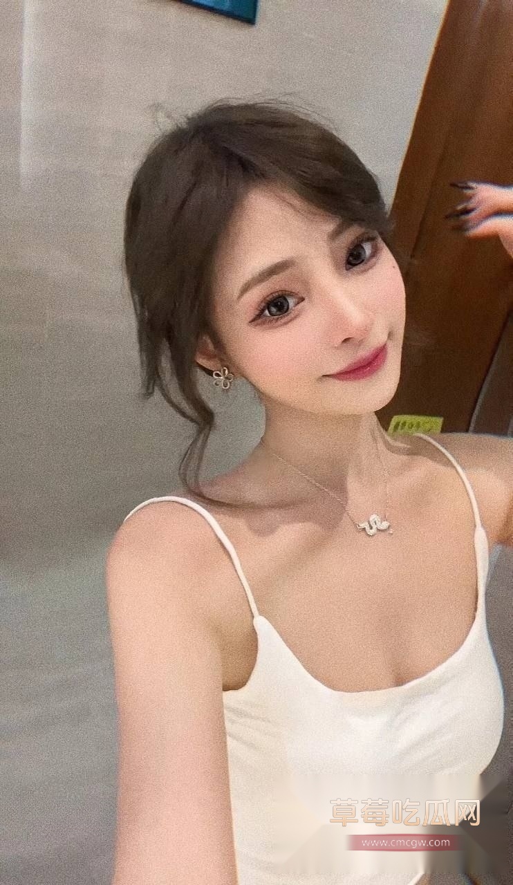 反差学妹不雅视频 (3)