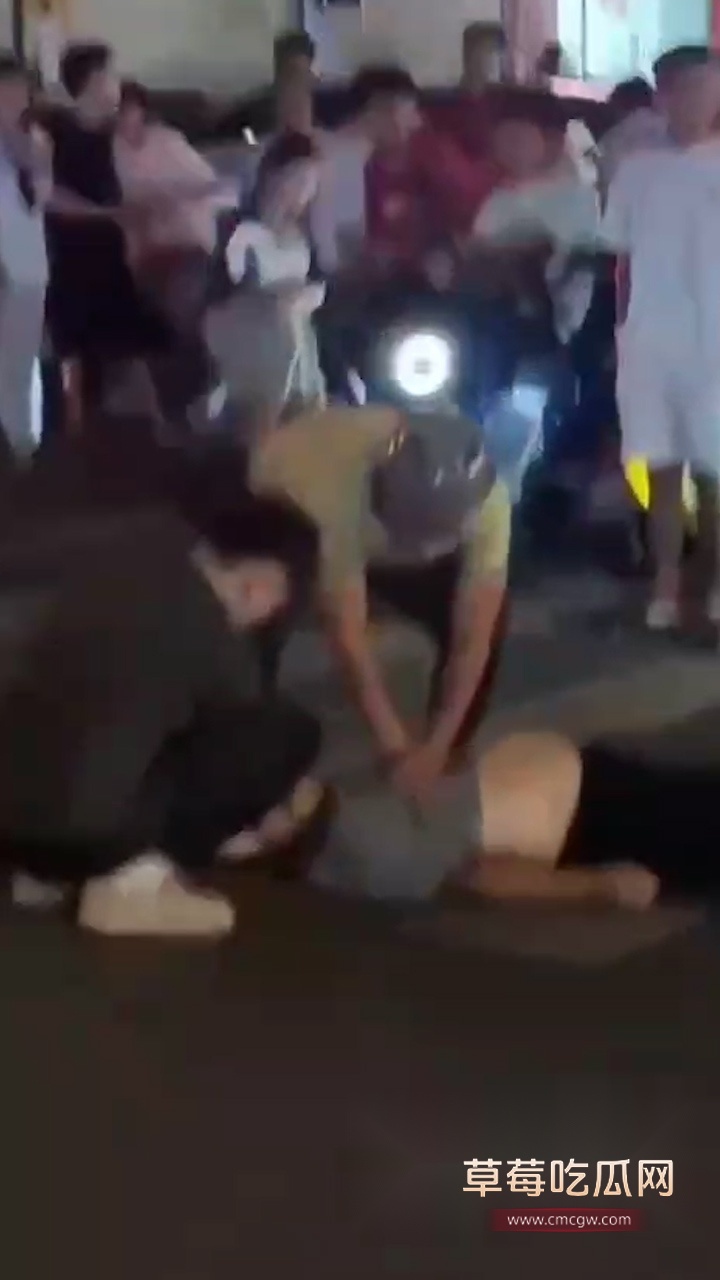 电动车剐蹭出人命 (5)