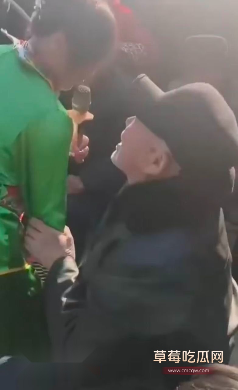 乡下演出玩的就是花1 乡下演出玩的就是花1