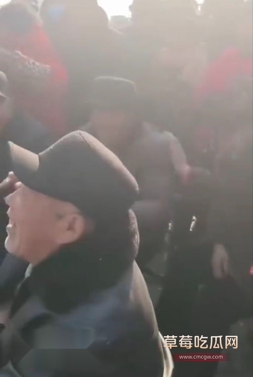 乡下演出玩的就是花3 乡下演出玩的就是花3