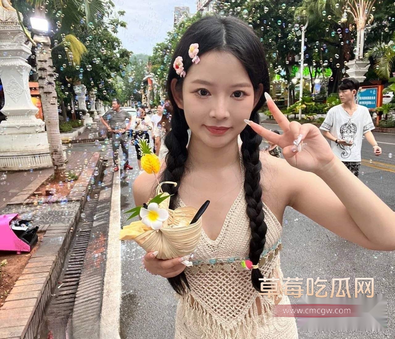 学生妹酒店三人行 (1)