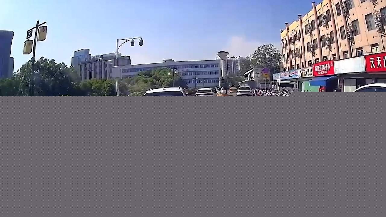 深圳街头裸女 1