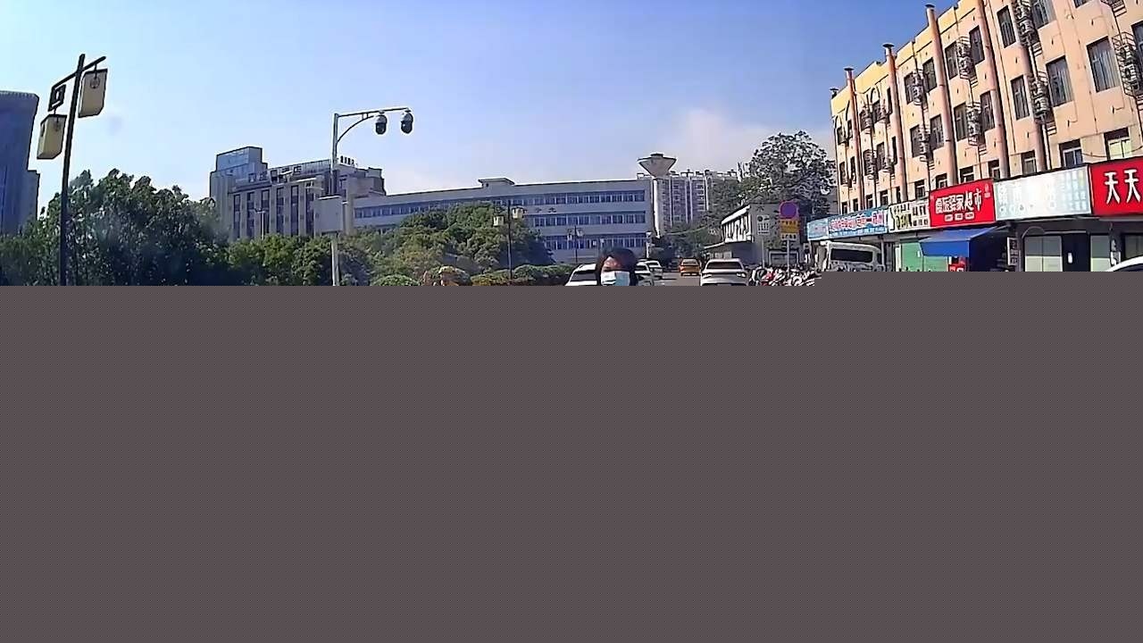 深圳街头裸女 2