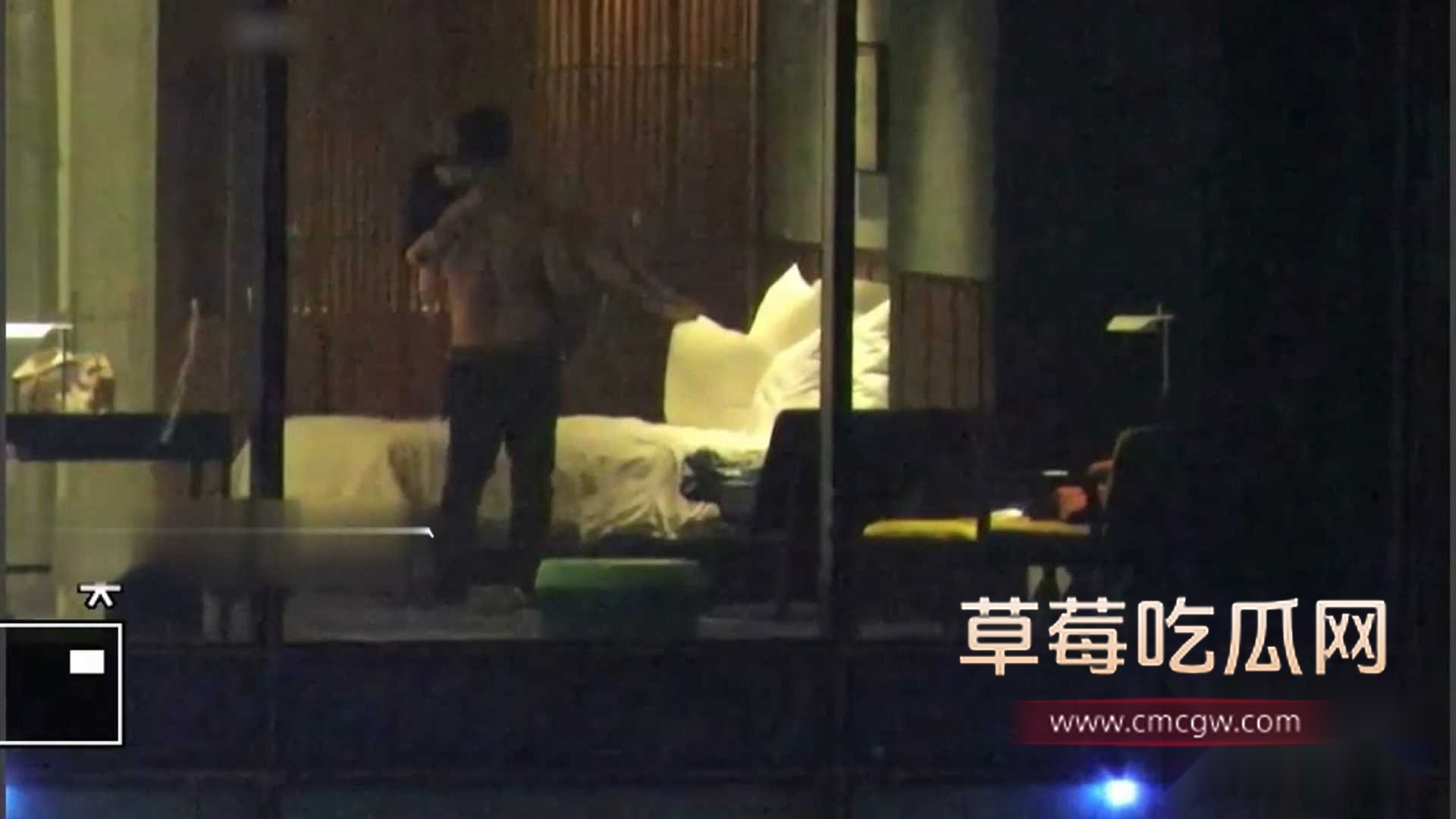 五星级酒店窗外偷拍 8