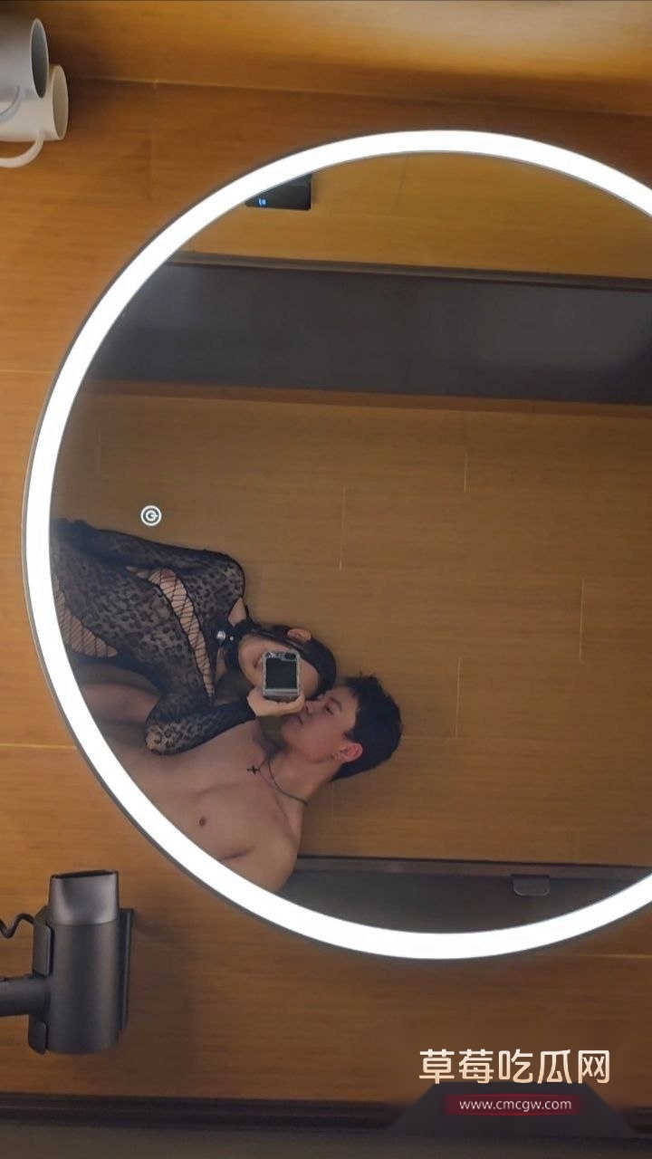 清纯妹的双面人生 3