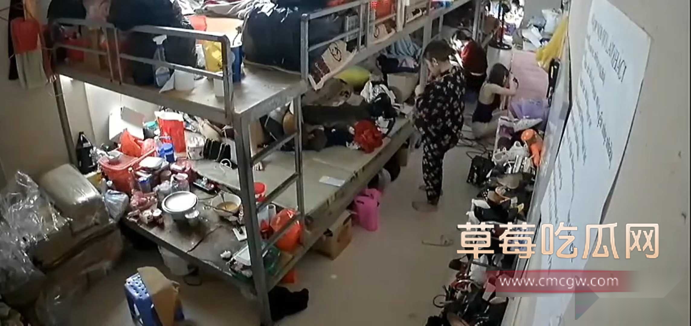 女技师宿舍安装隐藏摄像头 8